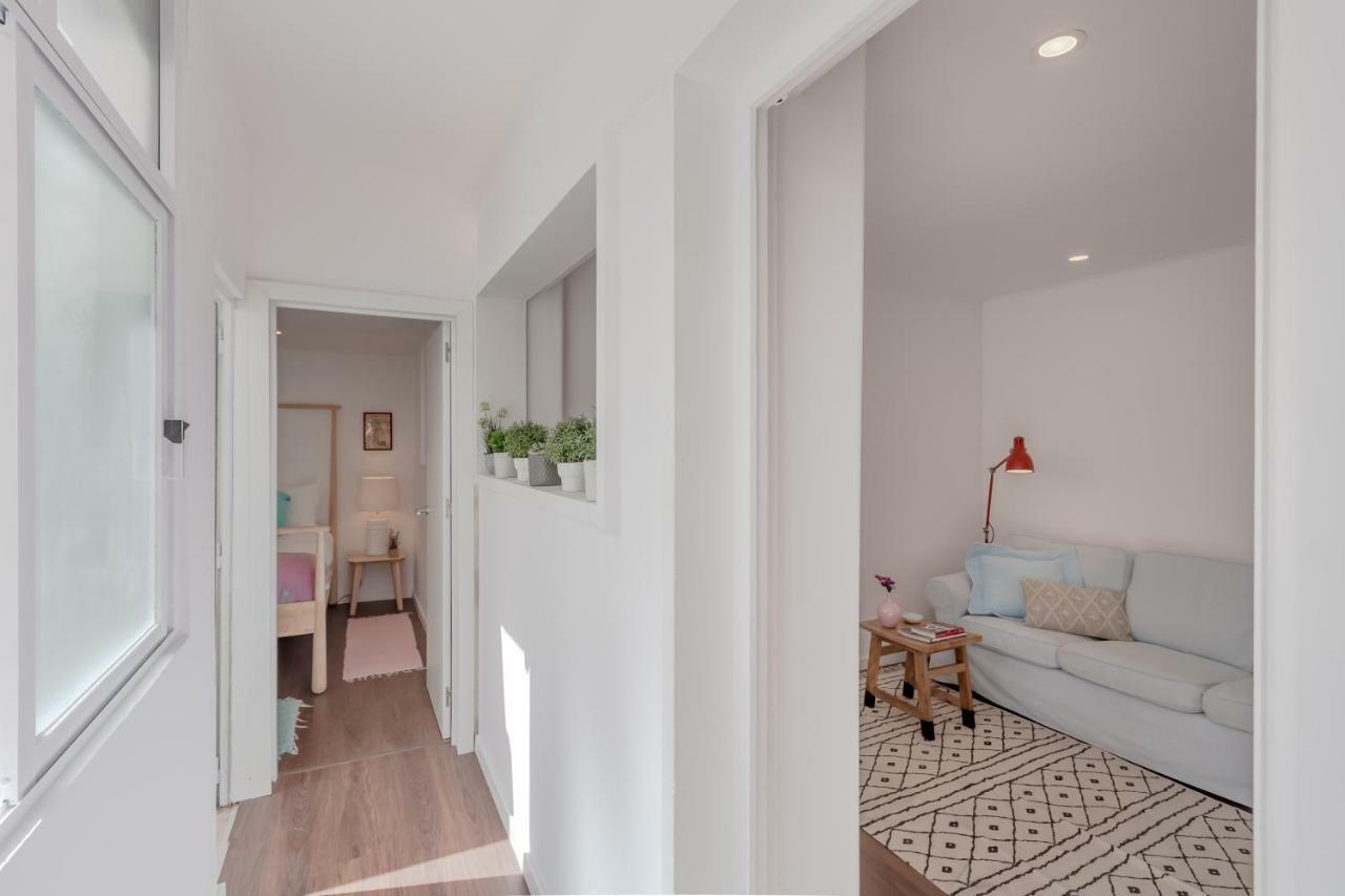 Sunny Apartment With Patio, By Timecooler Lissabon Buitenkant foto