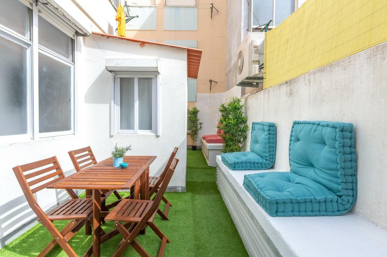 Sunny Apartment With Patio, By Timecooler Lissabon Buitenkant foto